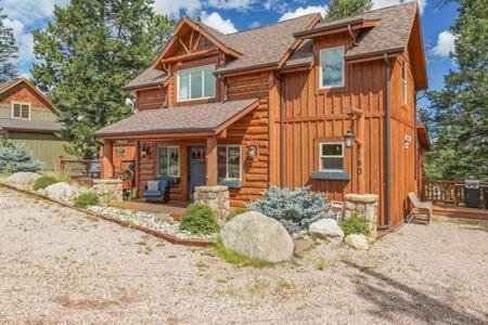 Cabin~Views~Heart Of Town~W&D~Fireplace~Kitchen 伍德兰帕克 外观 照片